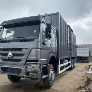 HOWO 6*4 VAN TRUCK